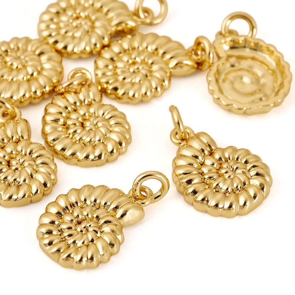6887 Beadthoven 8Pcs Golden Conch Shell Charms Pendants 18K Plated Brass